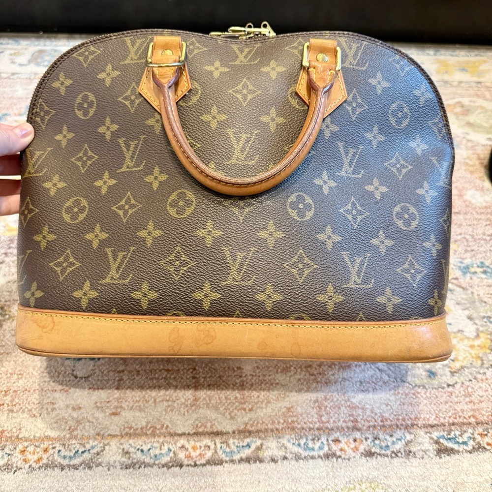 Vintage Classic Louis Vuitton Alma PM - Picture 8 of 15